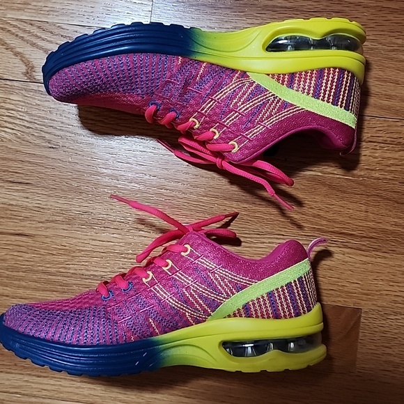 Sneakers - Picture 2 of 2